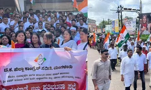 ಬಿಜೆಪಿ ವಿರುದ್ಧ ದ.ಕ ಜಿಲ್ಲಾ ಕಾಂಗ್ರೆಸ್ ಪಾದಯಾತ್ರೆ; ಕಂಕನಾಡಿ ವೃತ್ತದ ಬಳಿ ಪ್ರತಿಭಟನಾ ಸಭೆ
