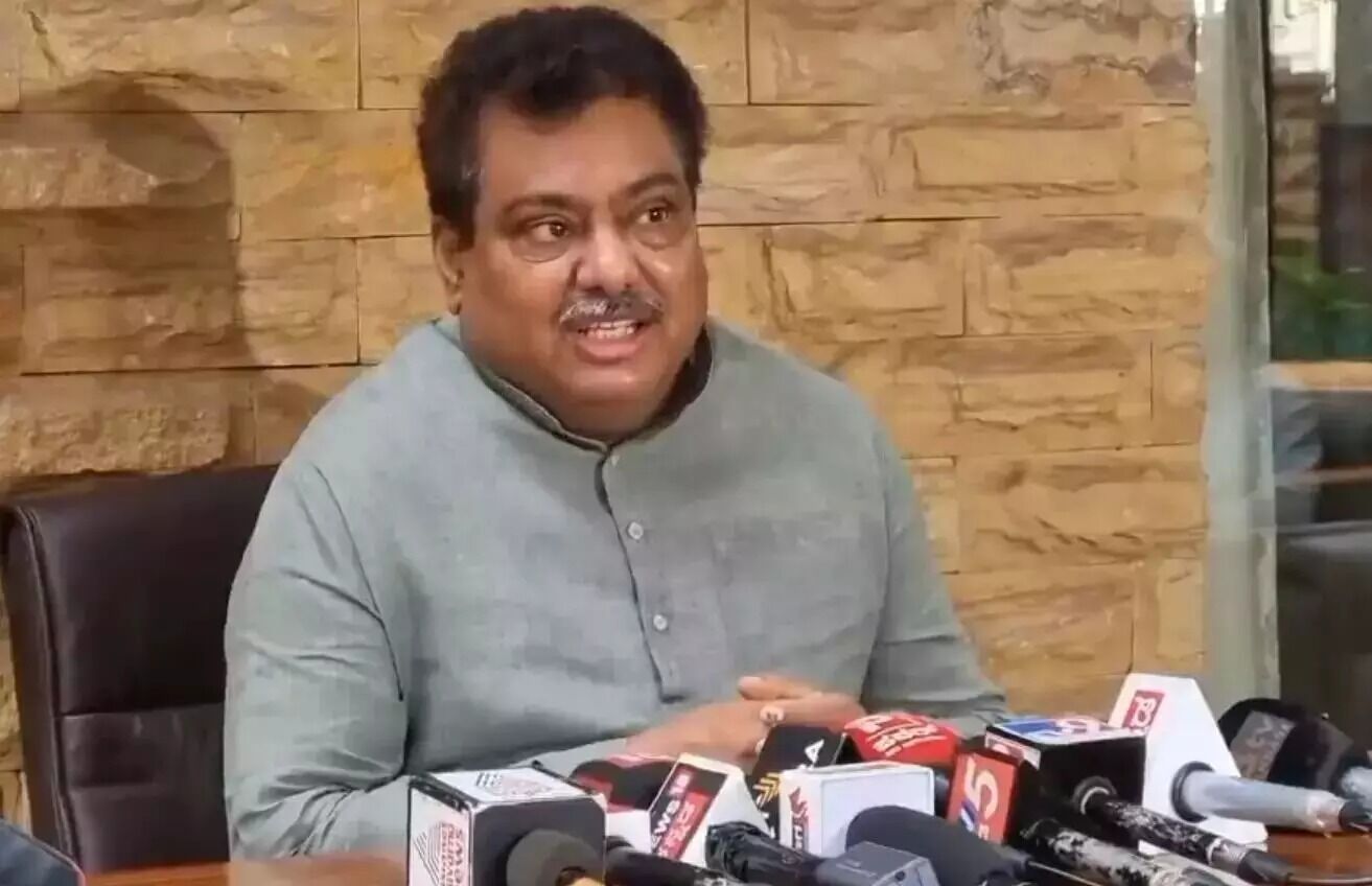 ಕಾನೂನಿನ ಪ್ರಕಾರವೇ ಜಿಂದಾಲ್‌‌ ಕಂಪನಿಗೆ ಜಮೀನು ಮಾರಾಟ : ಸಚಿವ ಎಂ.ಬಿ.ಪಾಟೀಲ್‌