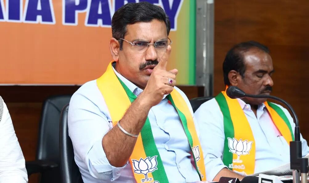 ಸಿದ್ದರಾಮಯ್ಯ ಮುಖವಾಡ ಕಳಚಿದೆ, ರಾಜೀನಾಮೆ ನಿಶ್ಚಿತ : ಬಿ.ವೈ.ವಿಜಯೇಂದ್ರ