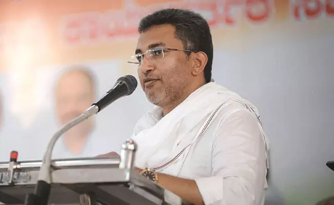 ಭರತ್ ಶೆಟ್ಟಿ ಶಾಸಕರಾಗಲು ಅಯೋಗ್ಯರು, ಕ್ಷೇತ್ರದ ಜನತೆಯ ಕ್ಷಮೆ ಯಾಚಿಸಲೇಬೇಕು: ಇನಾಯತ್ ಅಲಿ ಭರತ್ ಶೆಟ್ಟಿ ಶಾಸಕರಾಗಲು ಅಯೋಗ್ಯರು, ಕ್ಷೇತ್ರದ ಜನತೆಯ ಕ್ಷಮೆ ಯಾಚಿಸಲೇಬೇಕು: ಇನಾಯತ್ ಅಲಿ