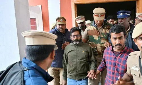 ಯುಟ್ಯೂಬರ್‌ ಸವುಕ್ಕು ಶಂಕರ್ ಬಿಡುಗಡೆಯಾದ ಬೆನ್ನಲ್ಲೇ ಮತ್ತೆ ಬಂಧಿಸಿದ್ದಕ್ಕೆ ತಮಿಳುನಾಡು ವಿರುದ್ಧ ಸುಪ್ರೀಂ ಕೋರ್ಟ್ ಆಕ್ರೋಶ‌