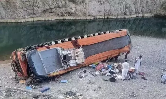 ಪಾಕಿಸ್ತಾನ: ವಾಹನಗಳಿಂದ ಕೆಳಗಿಳಿಸಿ ಗುರುತಿನ ಚೀಟಿ ಪರಿಶೀಲಿಸಿದ ಬಳಿಕ 23 ಪ್ರಯಾಣಿಕರನ್ನು ಗುಂಡಿಕ್ಕಿ ಹತ್ಯೆಗೈದ ದುಷ್ಕರ್ಮಿಗಳು