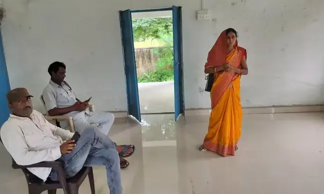 ಮಧ್ಯಪ್ರದೇಶ | ದಲಿತ ಮಹಿಳಾ ಸರಪಂಚ್‌ಗೆ ಗ್ರಾಮಸಭೆಯಲ್ಲಿ ಕುರ್ಚಿ ನಿರಾಕರಣೆ!