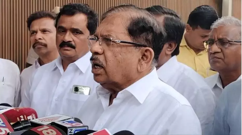 ರಾಜ್ಯದ ಎಲ್ಲ ಕಾರಾಗೃಹಗಳ ವ್ಯವಸ್ಥೆಯ ಕುರಿತು ವರದಿಗೆ ಸೂಚನೆ: ಗೃಹ ಸಚಿವ ಪರಮೇಶ್ವರ ರಾಜ್ಯದ ಎಲ್ಲ ಕಾರಾಗೃಹಗಳ ವ್ಯವಸ್ಥೆಯ ಕುರಿತು ವರದಿಗೆ ಸೂಚನೆ: ಗೃಹ ಸಚಿವ ಪರಮೇಶ್ವರ