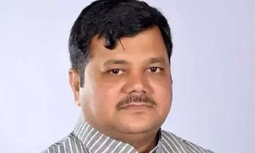 ಹಣಕಾಸು ಇಲಾಖೆ ಆಕ್ಷೇಪಿಸಿದ್ದರೂ ಬಿಜೆಪಿ ನಾಯಕನಿಗೆ ಸಂಬಂಧಿಸಿದ ಬ್ಯಾಂಕಿಗೆ ಭೂಮಿಯನ್ನು ಗುತ್ತಿಗೆ ನೀಡಿದ ಮಹಾರಾಷ್ಟ್ರ ಸರಕಾರ