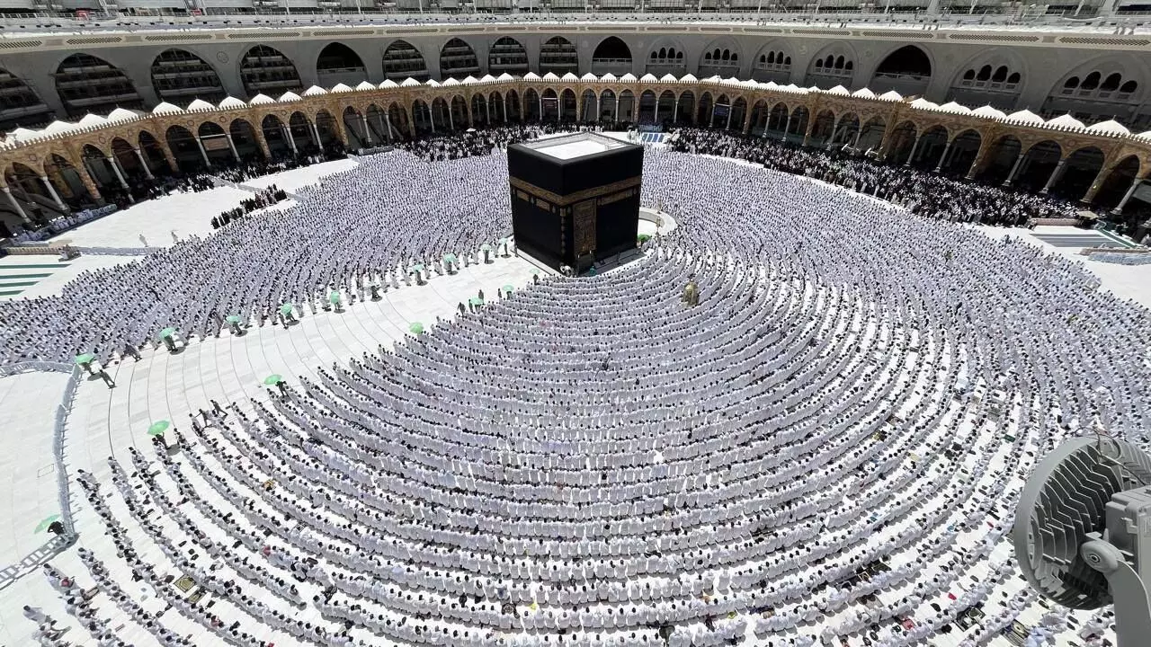 ಹಜ್ ಯಾತ್ರೆಗೆ ಆನ್ ಲೈನ್ ಮೂಲಕ ಅರ್ಜಿ ಆಹ್ವಾನ ಹಜ್ ಯಾತ್ರೆಗೆ ಆನ್ ಲೈನ್ ಮೂಲಕ ಅರ್ಜಿ ಆಹ್ವಾನ