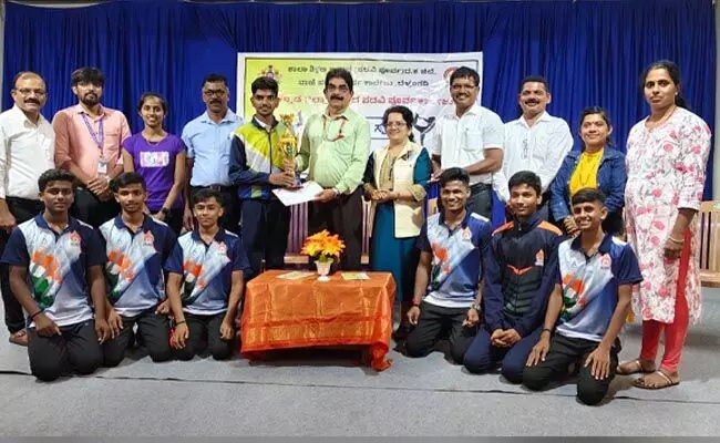 ಜಿಲ್ಲಾಮಟ್ಟದ ಪ.ಪೂ. ಕಾಲೇಜುಗಳ ಯೋಗಾಸನ ಸ್ಪರ್ಧೆ: ಆಳ್ವಾಸ್ ಬಾಲಕರಿಗೆ ಪ್ರಶಸ್ತಿ