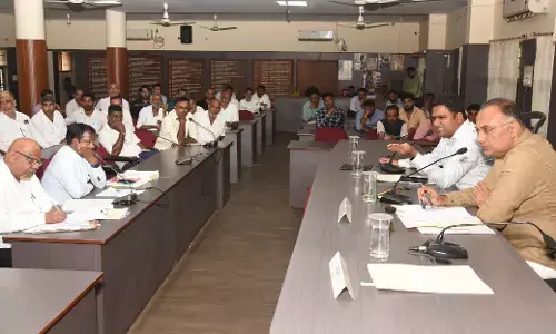 ಎಂಆರ್‌ಪಿಎಲ್ ಹಸಿರು ವಲಯ ಭೂಸ್ವಾಧೀನ ಪ್ರಕ್ರಿಯೆ: ಪ್ಯಾಕೇಜ್ ಘೋಷಿಸಲು ಜಿಲ್ಲಾ ಉಸ್ತುವಾರಿ ಸಚಿವರು ಸೂಚನೆ