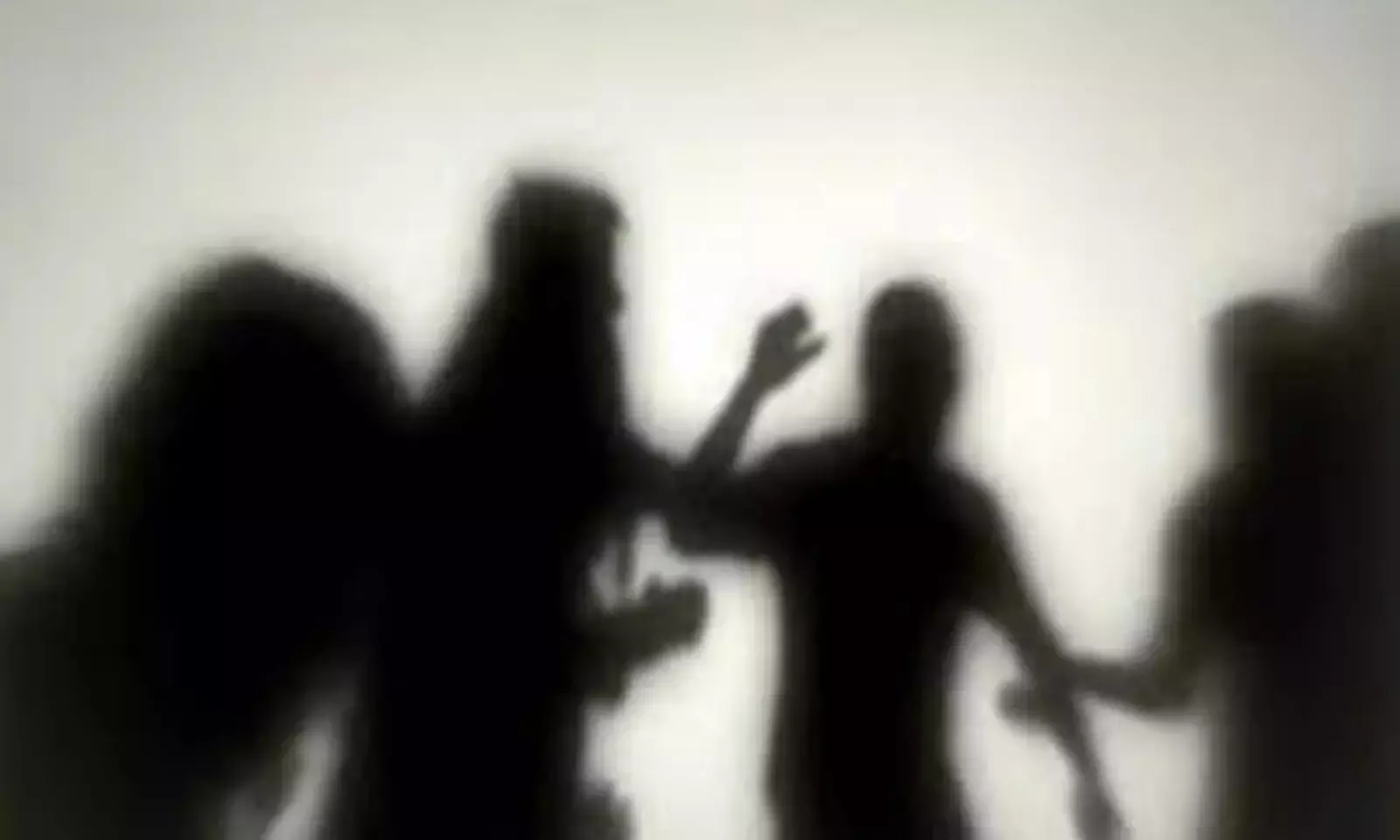 ಮಧ್ಯಪ್ರದೇಶ | ದಲಿತ ಬಾಲಕನ ಮೇಲೆ ಹಲ್ಲೆ ನಡೆಸಿ ಅವಮಾನಿಸಿ ವೀಡಿಯೊ ಚಿತ್ರೀಕರಣ : 5 ಮಂದಿಯ ವಿರುದ್ಧ ಪ್ರಕರಣ ದಾಖಲು