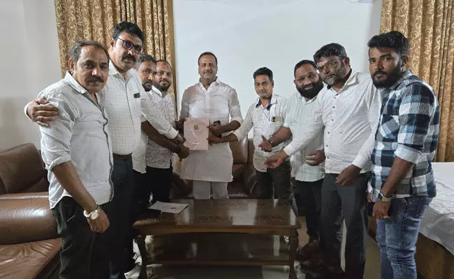 ವಖ್ಫ್ ವಿಚಾರ: ಸ್ಪೀಕರ್ ಯು.ಟಿ. ಖಾದರ್ ರನ್ನು ಭೇಟಿಯಾದ ಮುಸ್ಲಿಮ್ ವಾಯ್ಸ್ ಫೊರ್ ಜಸ್ಟಿಸ್ ತಂಡ