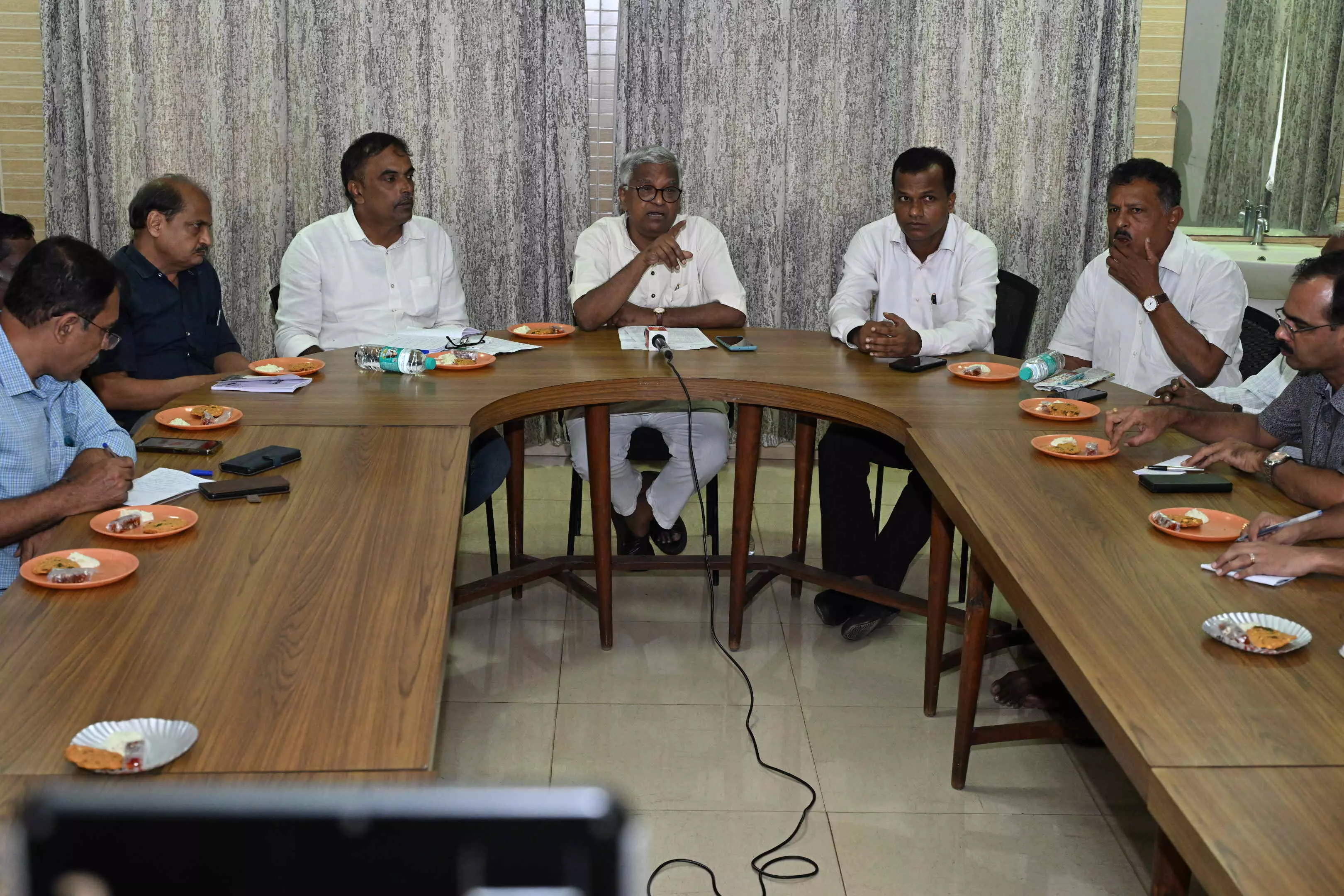 ಕೆಪಿಎಸ್‌ಸಿ ಗೆಜೆಟೆಡ್ ಪ್ರೊಬೇಷನರಿ ಹುದ್ದೆಗಳ ಮರುಪರೀಕ್ಷೆಗೆ ಕನ್ನಡ ಪ್ರಾಧಿಕಾರ ಆಗ್ರಹ