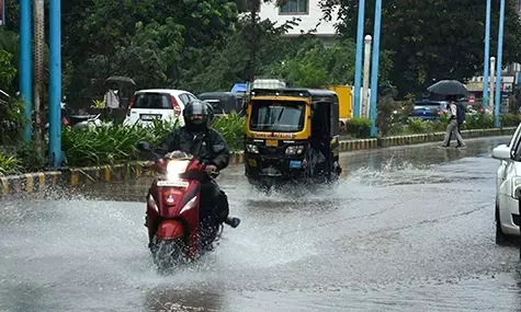 ಉಡುಪಿ ಜಿಲ್ಲೆಯಾದ್ಯಂತ ಹಲವೆಡೆ ಮಳೆ| ಕುಂದಾಪುರದಲ್ಲಿ ಮೂರು ಮನೆಗಳಿಗೆ ಹಾನಿ: ಅಪಾರ ನಷ್ಟ