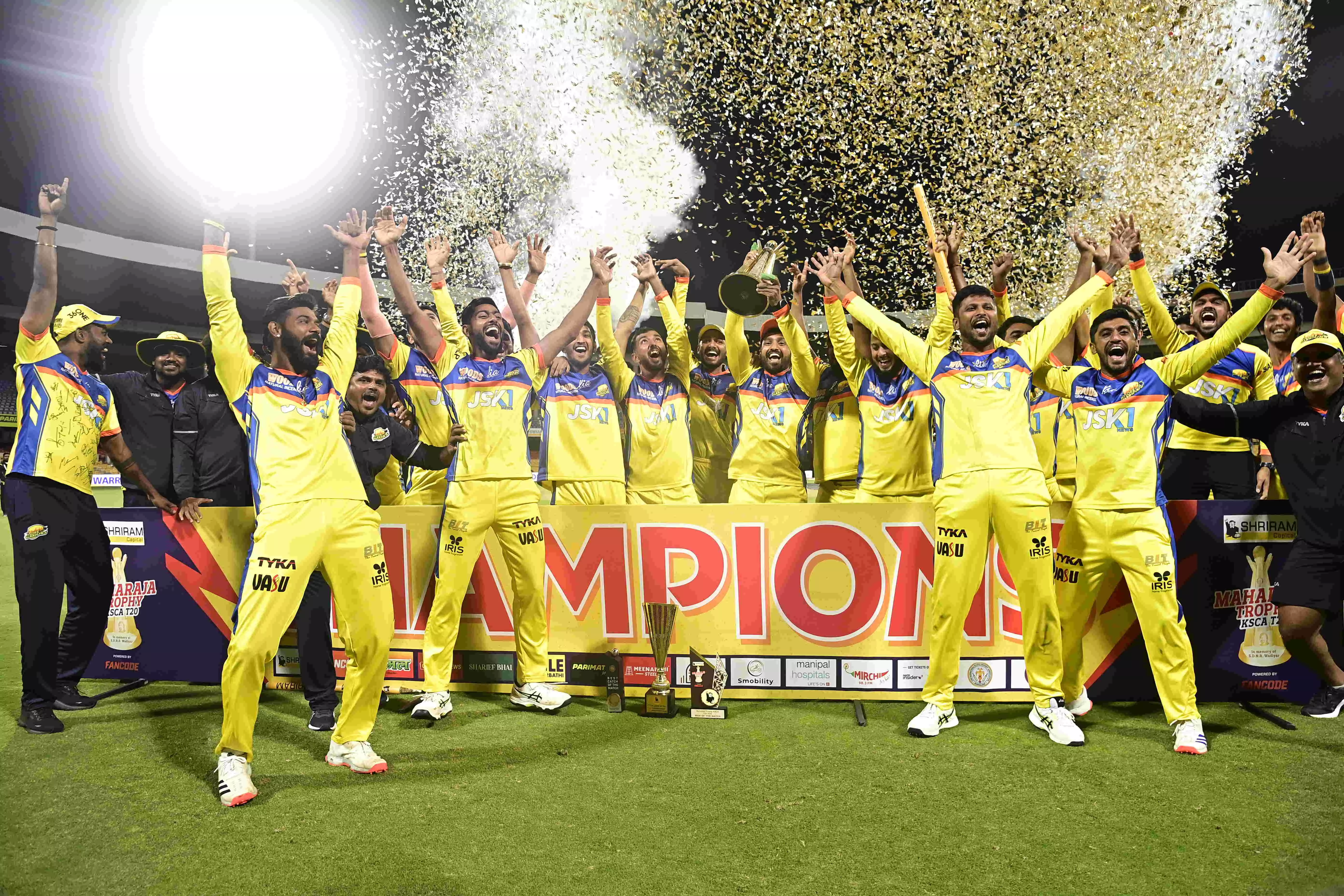 ಟಿ20 ಟೂರ್ನಿ: ಮಹಾರಾಜ ಟ್ರೋಫಿ ಮುಡಿಗೇರಿಸಿಕೊಂಡ ಮೈಸೂರು ವಾರಿಯರ್ಸ್‌