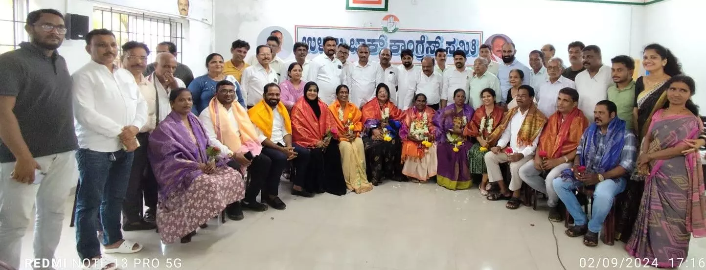 ಉಳ್ಳಾಲ : ಬ್ಲಾಕ್ ಕಾಂಗ್ರೆಸ್ ವತಿಯಿಂದ ನಗರಸಭೆ ಅಧ್ಯಕ್ಷ, ಉಪಾಧ್ಯಕ್ಷರಿಗೆ ಸನ್ಮಾನ