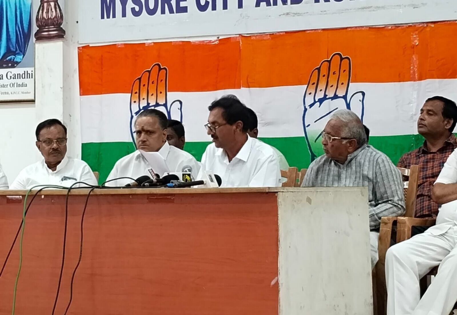 ಚಾಮುಂಡಿ ಬೆಟ್ಟ ಅಭಿವೃದ್ಧಿ ಪ್ರಾಧಿಕಾರದ ವಿರುದ್ಧ ತಂದಿದ್ದ ತಡೆಯಾಜ್ಞೆ ತೆರವು : ಎಂ.ಲಕ್ಷ್ಮಣ್