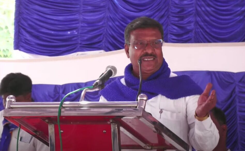 ರಾಜ್ಯಪಾಲರಿಗೆ ತಾಕತ್ತು ಇದ್ದರೆ, ಆರೆಸ್ಸೆಸ್ ಪಡೆದುಕೊಂಡಿರುವ ಭೂಮಿಯನ್ನು ವಾಪಸ್ಸು ಪಡೆದುಕೊಳ್ಳಲಿ : ಮಾವಳ್ಳಿ ಶಂಕರ್