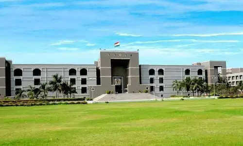 ನ್ಯಾಯಾಲಯದ ಕಲಾಪದ ತಪ್ಪು ವರದಿ ಪ್ರಕಟ| ಟೈಮ್ಸ್ ಆಫ್ ಇಂಡಿಯಾ, ಇಂಡಿಯನ್ ಎಕ್ಸ್‌ಪ್ರೆಸ್, ದಿವ್ಯಾ ಭಾಸ್ಕರ್ ಪತ್ರಿಕೆಗಳಿಗೆ ಮತ್ತೆ ಕ್ಷಮೆ ಕೋರುವಂತೆ ಗುಜರಾತ್ ಹೈಕೋರ್ಟ್ ಸೂಚನೆ