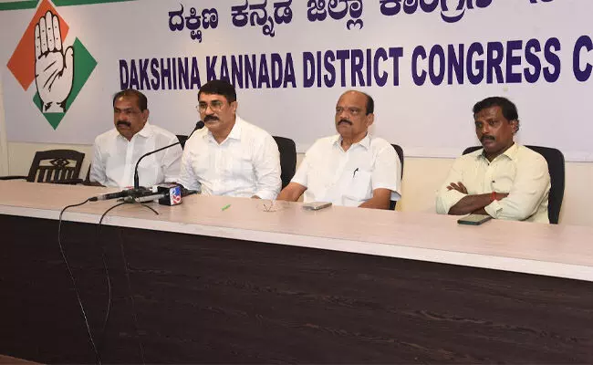 ಗಣೇಶ ಚತುರ್ಥಿಗೆ ಸರಕಾರದಿಂದ ವಿಘ್ನ ಆರೋಪ : ಶಾಸಕರೇ ಸಂಕುಚಿತ ಭಾವನೆಯಿಂದ ಹೊರಬನ್ನಿ ಎಂದ ಪದ್ಮರಾಜ್ ಗಣೇಶ ಚತುರ್ಥಿಗೆ ಸರಕಾರದಿಂದ ವಿಘ್ನ ಆರೋಪ : ಶಾಸಕರೇ ಸಂಕುಚಿತ ಭಾವನೆಯಿಂದ ಹೊರಬನ್ನಿ ಎಂದ ಪದ್ಮರಾಜ್