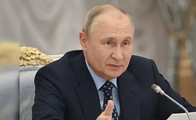 ರಶ್ಯ-ಉಕ್ರೇನ್ ಶಾಂತಿ ಮಾತುಕತೆಗೆ ಭಾರತ, ಚೀನಾ, ಬ್ರೆಝಿಲ್ ಮಧ್ಯಸ್ಥಿಕೆ ವಹಿಸಬಹುದು: ವ್ಲಾದಿಮಿರ್ ಪುಟಿನ್