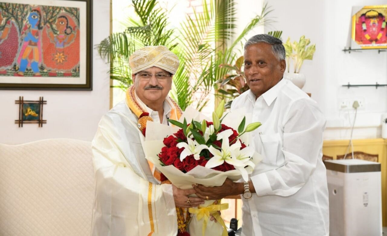 ಬಿಜೆಪಿ ರಾಷ್ಟ್ರೀಯ ಅಧ್ಯಕ್ಷ ಜೆ.ಪಿ.ನಡ್ಡಾ ಅವರನ್ನು ಭೇಟಿ ಮಾಡಿದ ವಿ.ಸೋಮಣ್ಣ