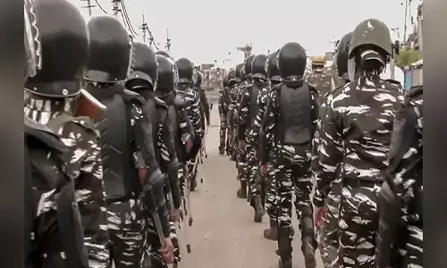 ಜಮ್ಮು-ಕಾಶ್ಮೀರಕ್ಕೆ ಅರೆ ಸೈನಿಕ ಪಡೆಗಳ ನಿಯೋಜನೆ