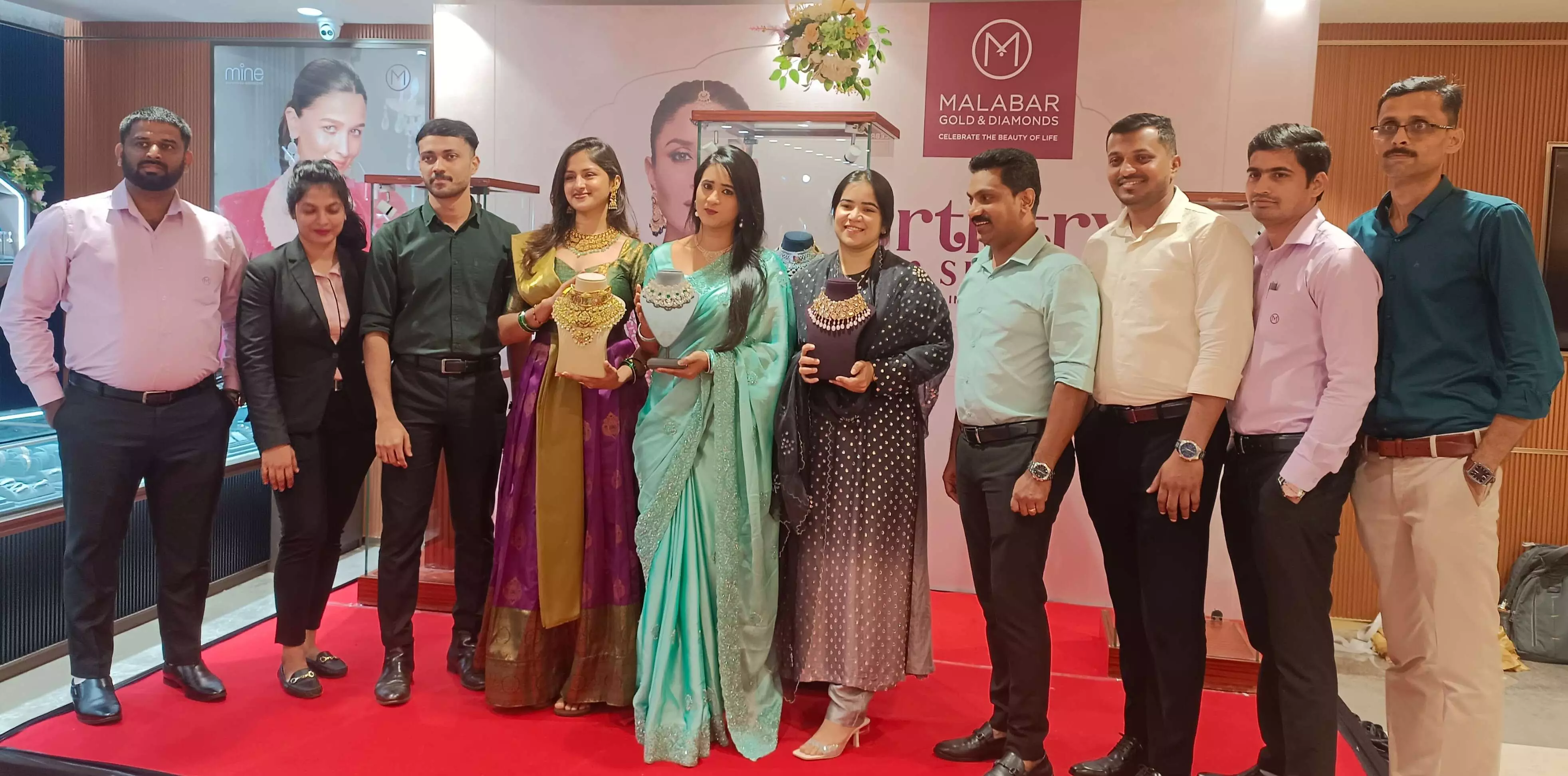 ಸೆ.15ರವರೆಗೆ ಮಲಬಾರ್ ಗೋಲ್ಡ್ ಆ್ಯಂಡ್ ಡೈಮಂಡ್ಸ್‌ನಲ್ಲಿ ಆರ್ಟಿಸ್ಟ್ರಿ ಜುವೆಲ್ಲರಿ ಪ್ರದರ್ಶನ