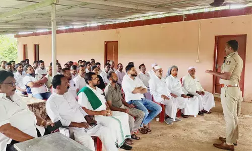 ಕಡಬ ಠಾಣಾ ವ್ಯಾಪ್ತಿಯ ವಿವಿಧ ಧಾರ್ಮಿಕ ಪ್ರಮುಖರ ಸಭೆ: ಶಾಂತಿ ಸುವ್ಯವಸ್ಥೆಗೆ  ಮನವಿ