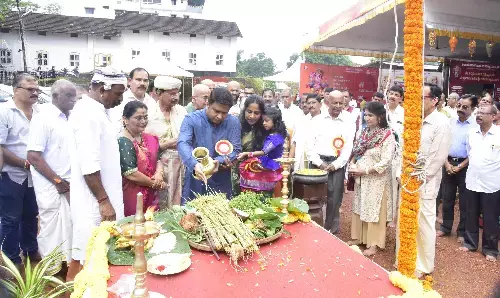 ಮಂಗಳೂರು: ಬಂಟ್ಸ್ ಹಾಸ್ಟೆಲ್ ಗಣೇಶೋತ್ಸವ ಉದ್ಘಾಟನೆ