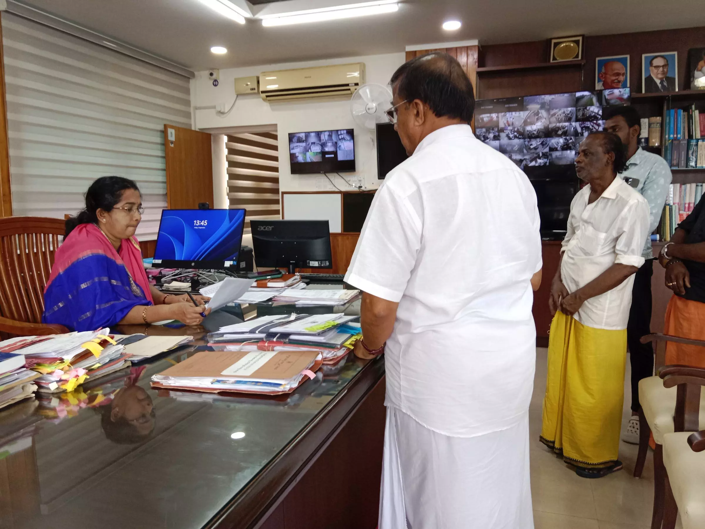 ಶಿವಪುರ ಬಿಲ್ಲುಬೈಲು ಬಳಿ ರಸ್ತೆ ಕುಸಿತ: ತಡೆಗೋಡೆ ನಿರ್ಮಾಣಕ್ಕೆ ಜಿಲ್ಲಾಧಿಕಾರಿಗೆ ಮನವಿ