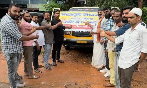 ಬಂಟ್ವಾಳ| ಗಣೇಶೋತ್ಸವ: ಐಸ್‌ಕ್ರೀಮ್, ನೀರು ವಿತರಿಸಿದ ಮುಸ್ಲಿಂ ಐಕ್ಯ ವೇದಿಕೆ