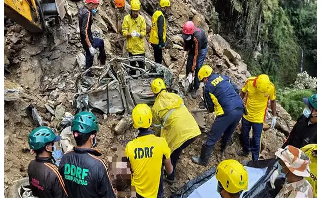 ಕೇದಾರನಾಥ ಭೂಕುಸಿತದಲ್ಲಿ ಮೃತಪಟ್ಟವರ ಸಂಖ್ಯೆ 5ಕ್ಕೆ ಏರಿಕೆ