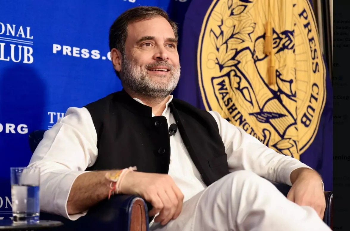 ಮೀಸಲಾತಿ ಮಿತಿ 50%ಕ್ಕಿಂತ ಹೆಚ್ಚಿಸುವುದು ನಮ್ಮ ಗುರಿ: ಮೀಸಲಾತಿ ವಿರೋಧಿ ಟೀಕೆ ಬಗ್ಗೆ ಸ್ಪಷ್ಟನೆ ನೀಡಿದ ರಾಹುಲ್ ಗಾಂಧಿ ಮೀಸಲಾತಿ ಮಿತಿ 50%ಕ್ಕಿಂತ ಹೆಚ್ಚಿಸುವುದು ನಮ್ಮ ಗುರಿ: ಮೀಸಲಾತಿ ವಿರೋಧಿ ಟೀಕೆ ಬಗ್ಗೆ ಸ್ಪಷ್ಟನೆ ನೀಡಿದ ರಾಹುಲ್ ಗಾಂಧಿ