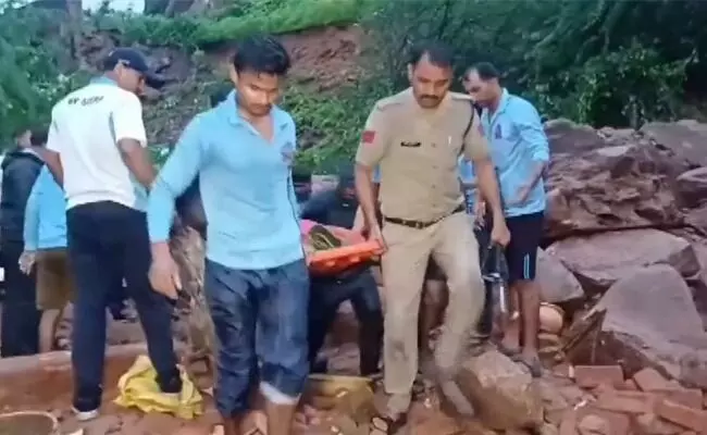 ಮಧ್ಯಪ್ರದೇಶ| 400 ವರ್ಷದಷ್ಟು ಹಳೆಯ ಕೋಟೆಯ ಗೋಡೆ ಕುಸಿತ: 7 ಮಂದಿ ಮೃತ್ಯು