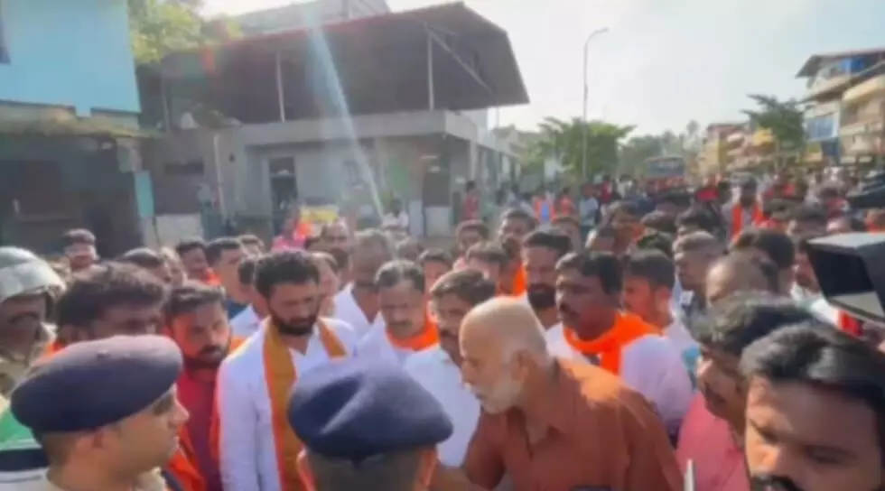 ಪ್ರಚೋದನಕಾರಿ ಹೇಳಿಕೆ ಪ್ರಕರಣ: ಬಿ.ಸಿ.ರೋಡ್ ನಲ್ಲಿ ಬಿಗುವಿನ ವಾತಾವರಣ ಪ್ರಚೋದನಕಾರಿ ಹೇಳಿಕೆ ಪ್ರಕರಣ: ಬಿ.ಸಿ.ರೋಡ್ ನಲ್ಲಿ ಬಿಗುವಿನ ವಾತಾವರಣ