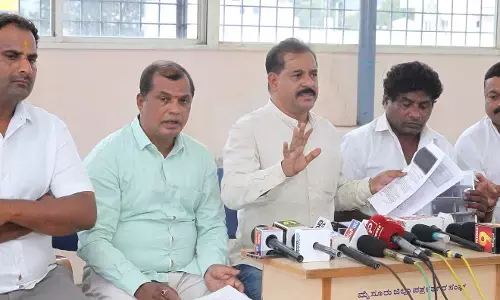 ಬಿಜೆಪಿ ಜಿಲ್ಲಾಧ್ಯಕ್ಷ ಎಲ್.ಆರ್.ಮಹದೇವಸ್ವಾಮಿ ಪತ್ನಿ ಹೆಸರಿನಲ್ಲಿ ಮುಡಾದಲ್ಲಿ ಅಕ್ರಮವಾಗಿ ನಿವೇಶನ ಪಡೆದಿದ್ದಾರೆ: ದಾಖಲೆ ಬಿಡುಗಡೆ ಮಾಡಿದ ಕೆ.ಎಸ್. ಶಿವರಾಮು