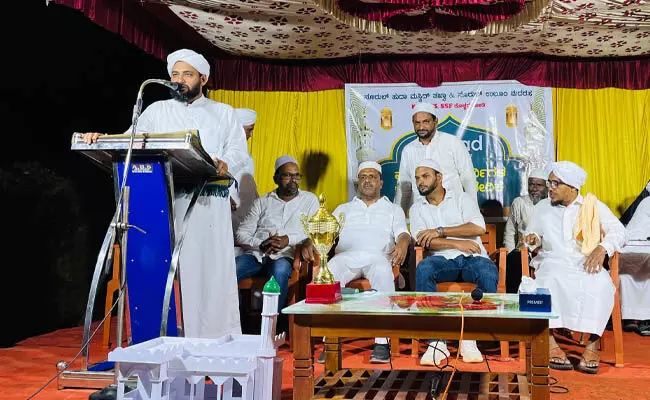 ಕೊಲ್ಲರ ಕೋಡಿ: ಮೀಲಾದ್ ಫೆಸ್ಟ್, ಸ್ಪೀಕರ್ ಯು.ಟಿ ಖಾದರ್‌ ಗೆ ಸನ್ಮಾನ