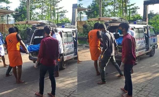 ಪುತ್ತೂರು: ಕೊಳೆತ ಸ್ಥಿತಿಯಲ್ಲಿ ವೃದ್ಧನ ಮೃತದೇಹ ಪತ್ತೆ; ಸ್ಥಳೀಯರಿಂದ ಅಂತ್ಯಕ್ರಿಯೆ ಪುತ್ತೂರು: ಕೊಳೆತ ಸ್ಥಿತಿಯಲ್ಲಿ ವೃದ್ಧನ ಮೃತದೇಹ ಪತ್ತೆ; ಸ್ಥಳೀಯರಿಂದ ಅಂತ್ಯಕ್ರಿಯೆ