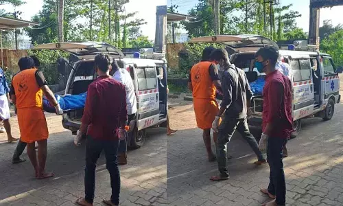 ಪುತ್ತೂರು: ಕೊಳೆತ ಸ್ಥಿತಿಯಲ್ಲಿ ವೃದ್ಧನ ಮೃತದೇಹ ಪತ್ತೆ; ಸ್ಥಳೀಯರಿಂದ ಅಂತ್ಯಕ್ರಿಯೆ