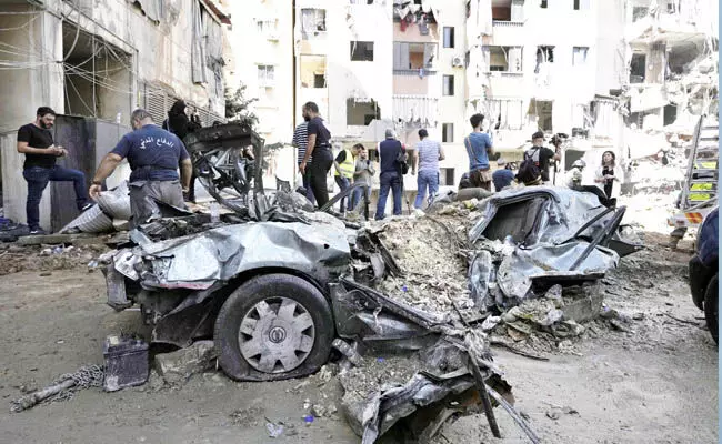 ಇಸ್ರೇಲ್ನತ್ತ ರಾಕೆಟ್ ಮಳೆಗರೆದ ಹಿಜ್ಬುಲ್ಲಾ | 4 ಮಂದಿಗೆ ಗಾಯ; ಕಟ್ಟಡಗಳಿಗೆ ಬೆಂಕಿ ಇಸ್ರೇಲ್ನತ್ತ ರಾಕೆಟ್ ಮಳೆಗರೆದ ಹಿಜ್ಬುಲ್ಲಾ | 4 ಮಂದಿಗೆ ಗಾಯ; ಕಟ್ಟಡಗಳಿಗೆ ಬೆಂಕಿ