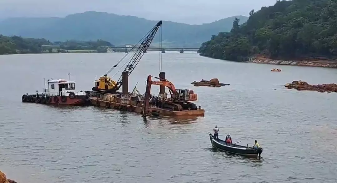 ಶಿರೂರು ಗುಡ್ಡ ಕುಸಿತ| ಇನ್ನೊಂದು ಲಾರಿಯ ಅವಶೇಷ ಪತ್ತೆ