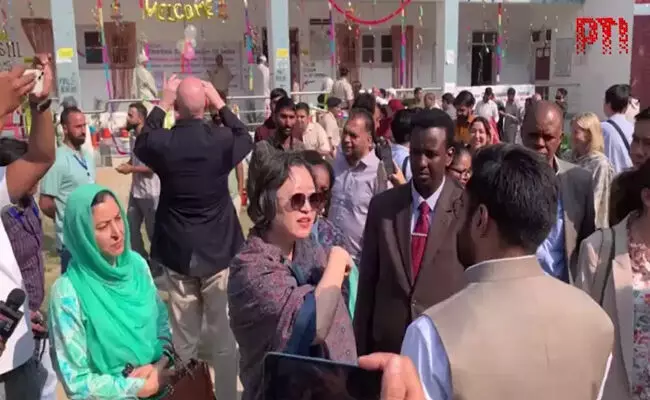 ಜಮ್ಮು ಹಾಗೂ ಕಾಶ್ಮೀರ | 2ನೇ ಹಂತದ ಮತದಾನಕ್ಕೆ ಸಾಕ್ಷಿಯಾದ 16 ವಿದೇಶಿ ನಿಯೋಗಗಳ ರಾಜತಾಂತ್ರಿಕರು