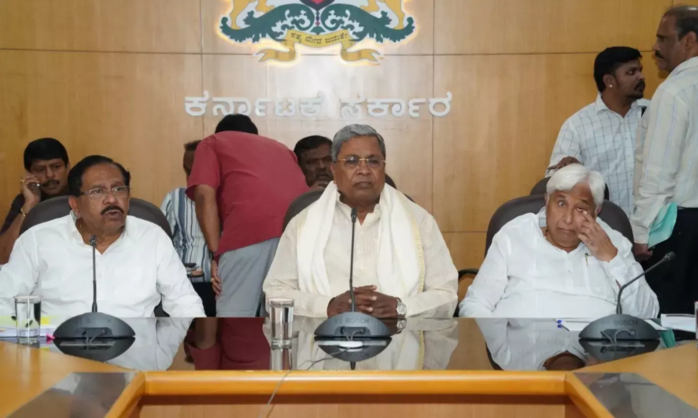 ಯುಪಿಎಸ್‍ಸಿ ಮಾದರಿಯಲ್ಲಿ ಕೆಪಿಎಸ್‍ಸಿ ಕಾರ್ಯನಿರ್ವಹಣೆಗೆ ಅಧಿಕಾರಿಗಳಿಗೆ ಸಿದ್ದರಾಮಯ್ಯ ಸೂಚನೆ