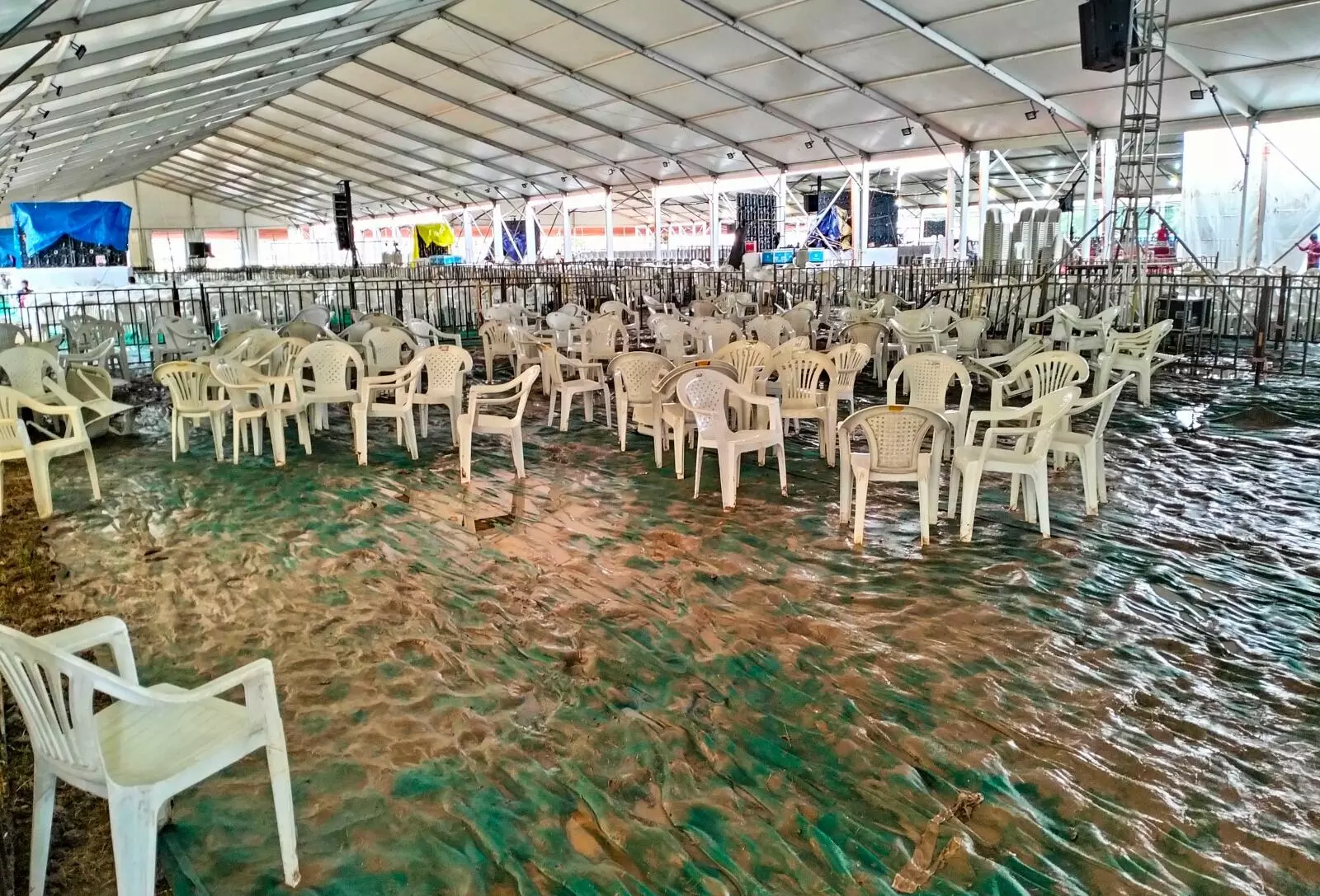 PHOTOS| ಮಹಾ ಮಳೆಗೆ ಮುಂಬೈ, ಪುಣೆ ತತ್ತರ; ಜನಜೀವನ ಅಸ್ತವ್ಯಸ್ತ