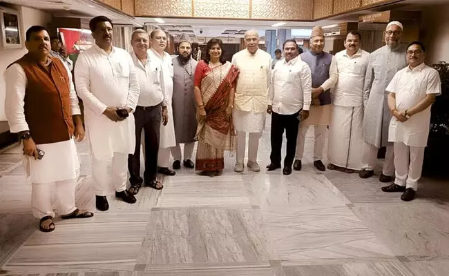 ವಕ್ಫ್ ತಿದ್ದುಪಡಿ ಕಾಯ್ದೆ | ಗುಜರಾತ್ ಪ್ರತಿನಿಧಿಗಳು ಮತ್ತಿತರರನ್ನು ಭೇಟಿಯಾದ ಜಂಟಿ ಸದನ ಸಮಿತಿ