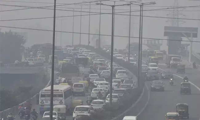 ದಿಲ್ಲಿ ವಾಯುಮಾಲಿನ್ಯ | ನಿಯಂತ್ರಣಕ್ಕೆ ವಿಫಲ ; ಕೇಂದ್ರ ಸರಕಾರವನ್ನು ತರಾಟೆಗೆ ತೆಗೆದುಕೊಂಡ ಸುಪ್ರೀಂ ಕೋರ್ಟ್