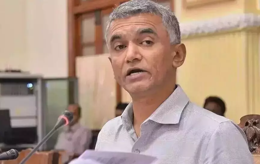 ಪೇಪರ್ ಖಾತಾಗಳ ಆಧಾರದಲ್ಲಿ ಆಗುತ್ತಿರುವ ನಕಲಿ ನೋಂದಣಿಗಳನ್ನು ತಡೆಗಟ್ಟಲು ಇ-ಖಾತಾ ಕಡ್ಡಾಯ: ಸಚಿವ ಕೃಷ್ಣ ಬೈರೇಗೌಡ ಪೇಪರ್ ಖಾತಾಗಳ ಆಧಾರದಲ್ಲಿ ಆಗುತ್ತಿರುವ ನಕಲಿ ನೋಂದಣಿಗಳನ್ನು ತಡೆಗಟ್ಟಲು ಇ-ಖಾತಾ ಕಡ್ಡಾಯ: ಸಚಿವ ಕೃಷ್ಣ ಬೈರೇಗೌಡ