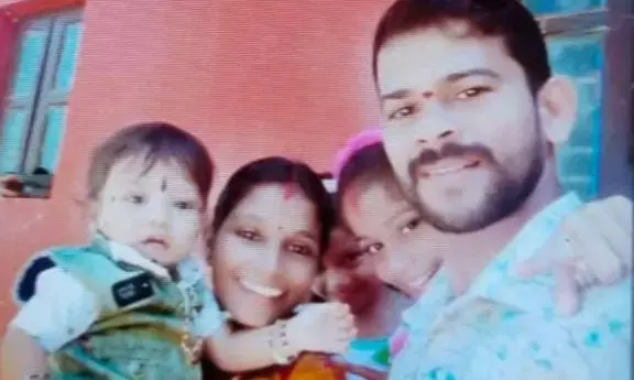 ಕಾರ್ಕಳದಲ್ಲಿ ಭೀಕರ ರಸ್ತೆ ಅಪಘಾತ| ಬೈಕಿನಲ್ಲಿದ್ದ ತಂದೆ ಮಕ್ಕಳು ಸಹಿತ ನಾಲ್ವರು ಮೃತ್ಯು: ತಾಯಿ ಗಂಭೀರ