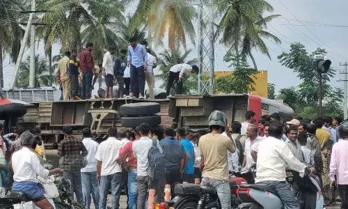 ಮಂಡ್ಯ | ಕೆಎಸ್ಸಾರ್ಟಿಸಿ ಬಸ್ ಪಲ್ಟಿ: 35ಕ್ಕೂ ಅಧಿಕ ಪ್ರಯಾಣಿಕರಿಗೆ ಗಾಯ