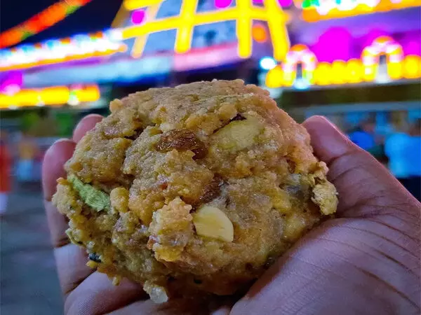 ತಿರುಪತಿ ಲಡ್ಡು ವಿವಾದ | SIT ತನಿಖೆ ತಾತ್ಕಾಲಿಕ ಸ್ಥಗಿತ ತಿರುಪತಿ ಲಡ್ಡು ವಿವಾದ | SIT ತನಿಖೆ ತಾತ್ಕಾಲಿಕ ಸ್ಥಗಿತ