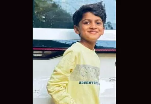 ಕೊಕ್ಕಡ | ಮನೆಯಂಗಳದಲ್ಲಿದ್ದ ಕಾರು ಹೊರತೆಗೆಯುವಾಗ ಕಾರಿನಡಿಗೆ ಸಿಲುಕಿ ಬಾಲಕ ಮೃತ್ಯು